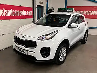 Used 2018 Kia Sportage 2 White - Interior and Exterior details 7