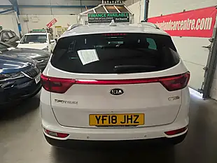 Used 2018 Kia Sportage 2 White - Interior and Exterior details 9