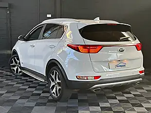 Used 2018 Kia Sportage 3 Arctic White - Interior and Exterior details 15