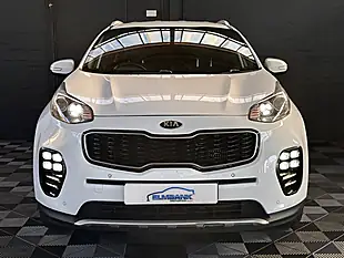Used 2018 Kia Sportage 3 Arctic White - Interior and Exterior details 2