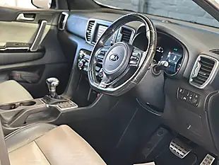 Used 2018 Kia Sportage 3 Arctic White - Interior and Exterior details 20