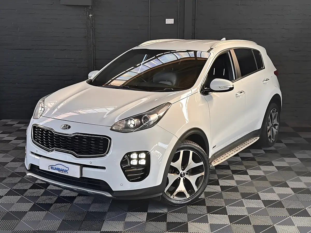 Used 2018 Kia Sportage 3 Arctic White - Interior and Exterior details 5