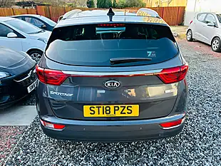 Used 2018 Kia Sportage 3 Silver - Interior and Exterior details 4