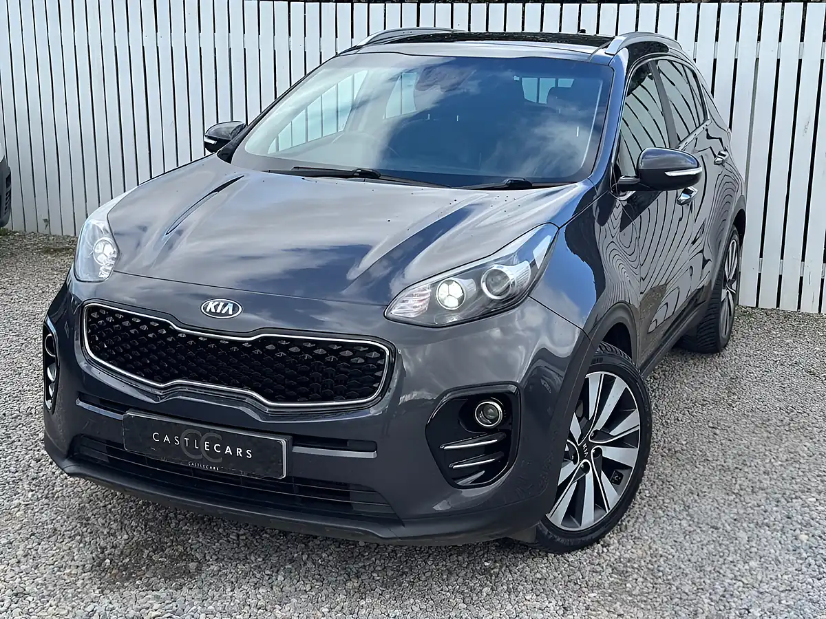 Used 2018 Kia Sportage 3 Silver - Interior and Exterior details 3