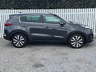 Used 2018 Kia Sportage 3 Silver - Interior and Exterior details 7