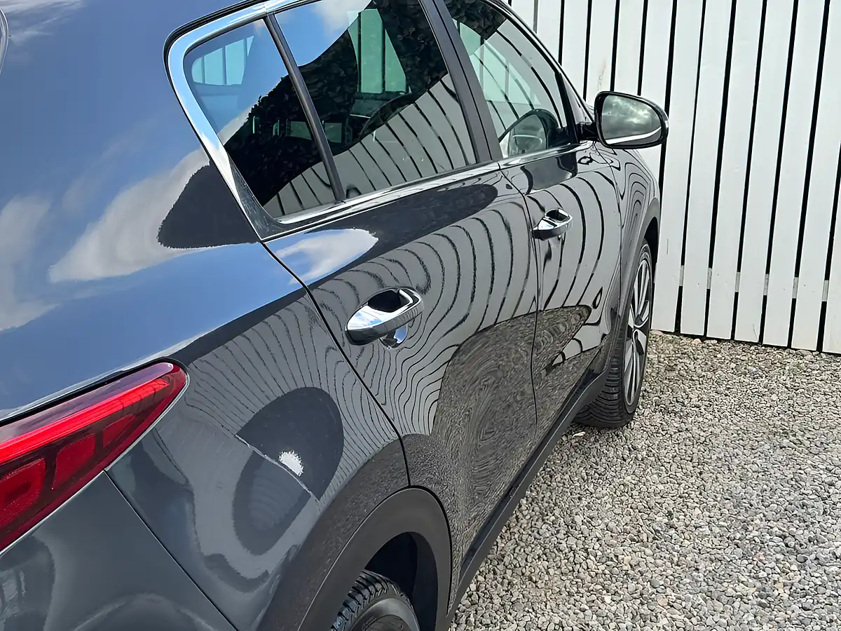 Used 2018 Kia Sportage 3 Silver - Interior and Exterior details 9