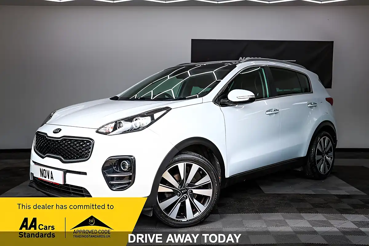 Used 2018 Kia Sportage 3 White - Front View