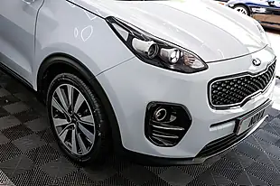 Used 2018 Kia Sportage 3 White - Interior and Exterior details 17