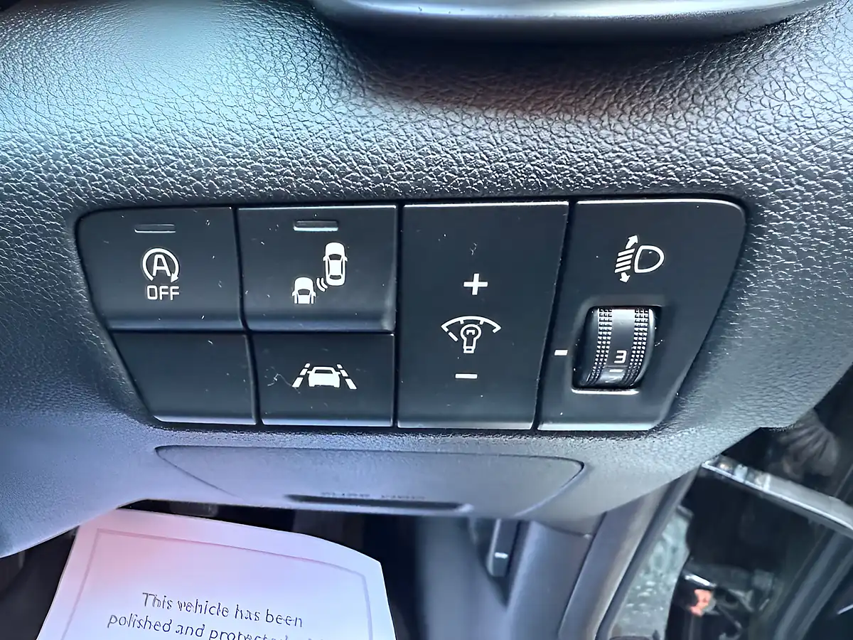 Used 2018 Kia Sportage 4 Black - Interior and Exterior details 12