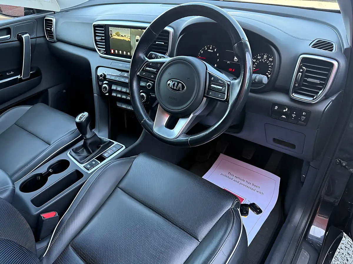 Used 2018 Kia Sportage 4 Black - Interior and Exterior details 7