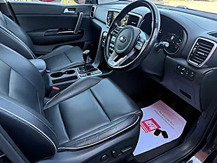 Used 2018 Kia Sportage 4 Black - Interior and Exterior details 8