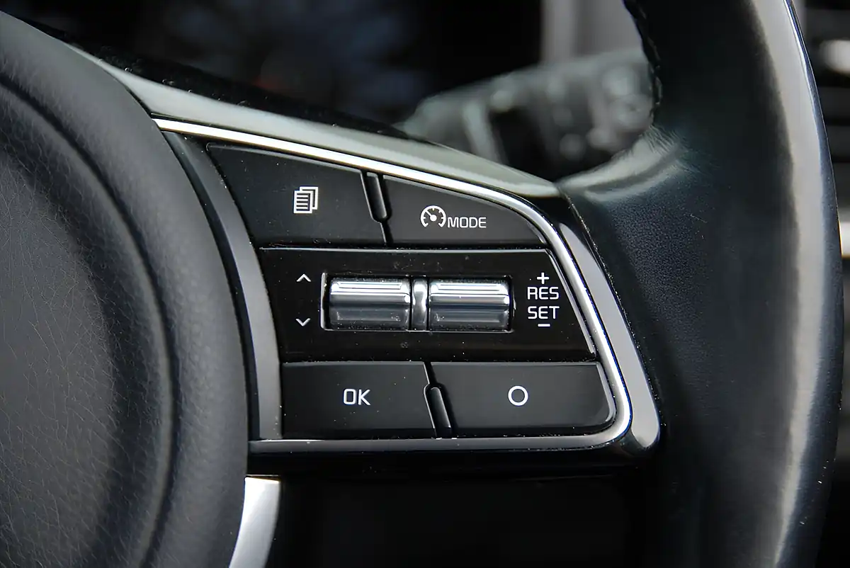 Used 2018 Kia Sportage Edition 25 Blue - Interior and Exterior details 10
