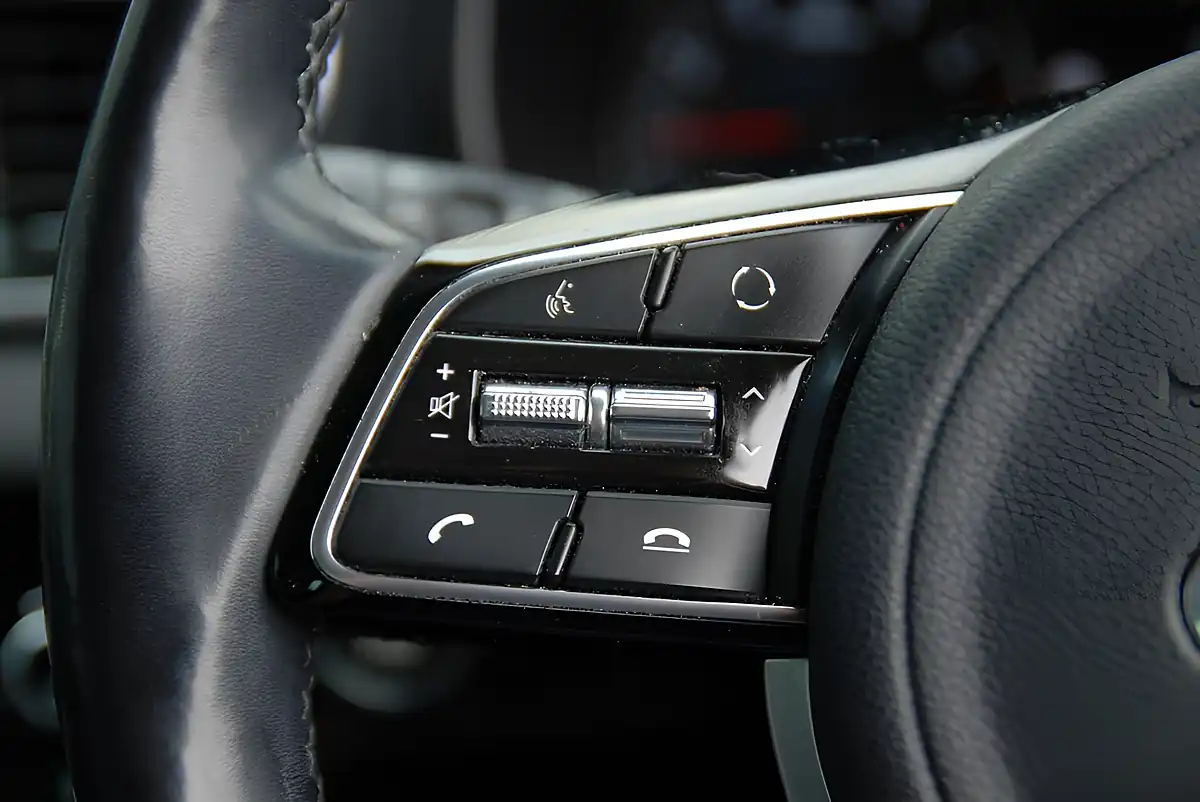Used 2018 Kia Sportage Edition 25 Blue - Interior and Exterior details 9