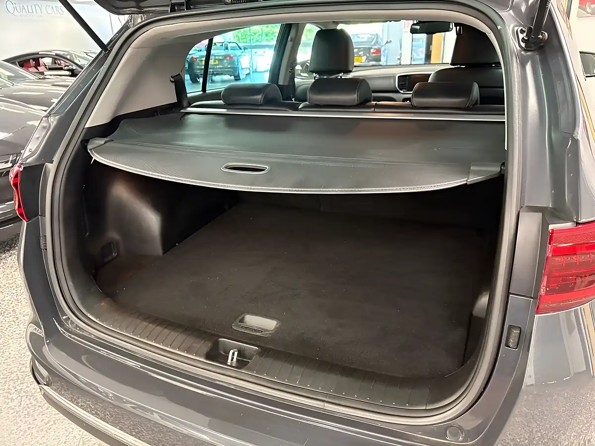 Used 2018 Kia Sportage Edition 25 Grey - Interior and Exterior details 11