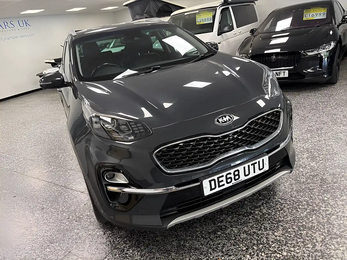Used 2018 Kia Sportage Edition 25 Grey - Interior and Exterior details 8