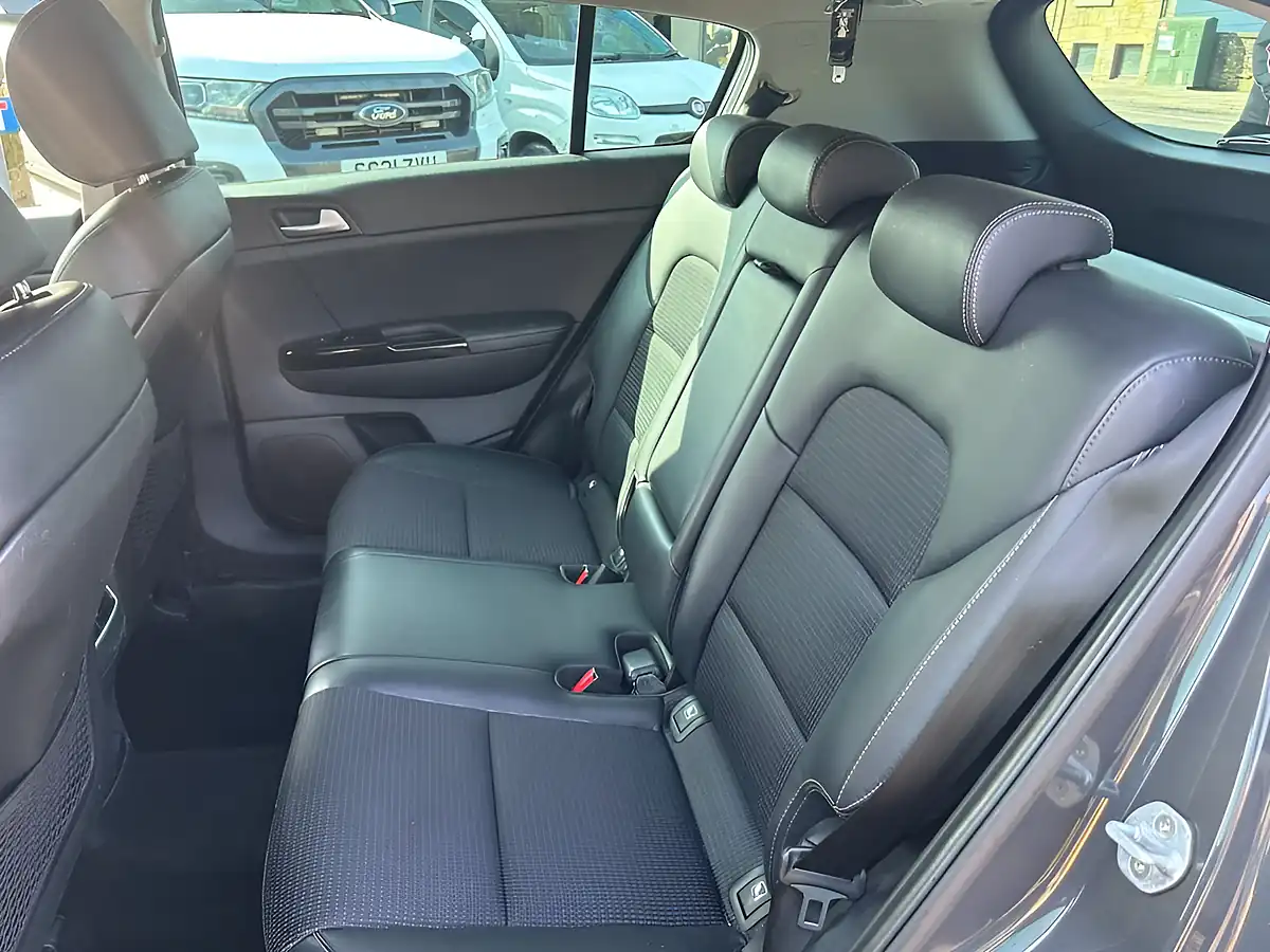 Used 2018 Kia Sportage Edition 25 Grey - Interior and Exterior details 13