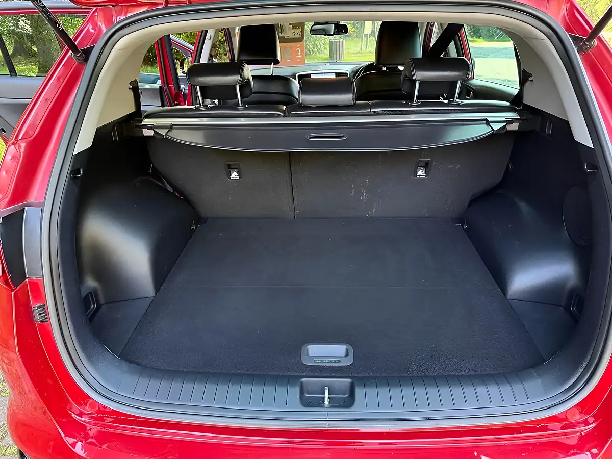 Used 2018 Kia Sportage Edition 25 Red - Interior and Exterior details 16