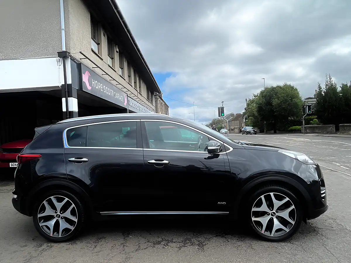 Used 2018 Kia Sportage GT-Line Black - Interior and Exterior details 2