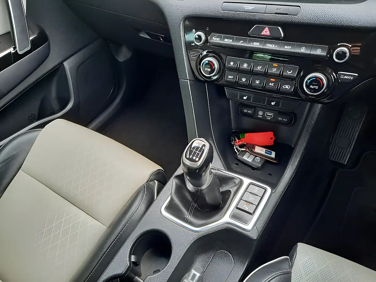 Used 2018 Kia Sportage GT-Line Black - Interior and Exterior details 17
