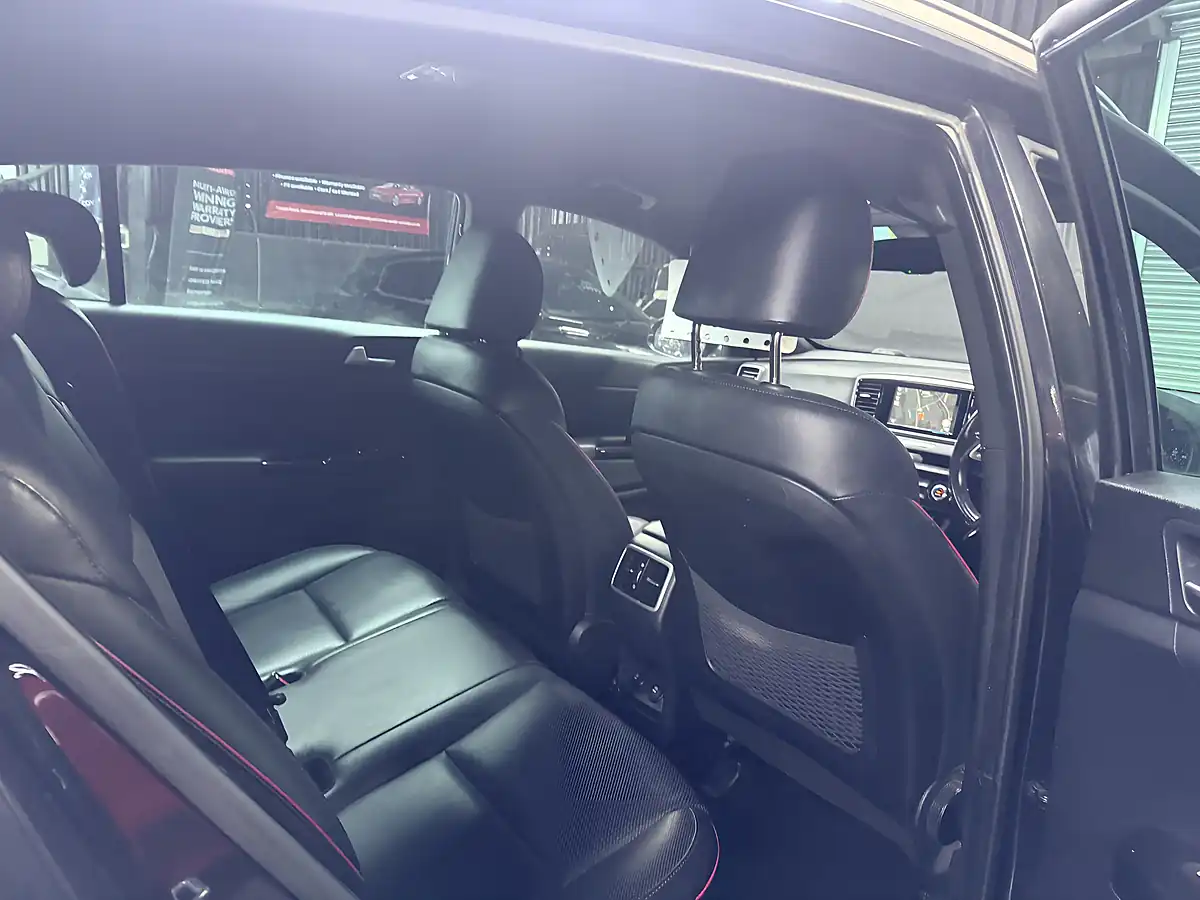 Used 2018 Kia Sportage GT-Line Black - Interior and Exterior details 14