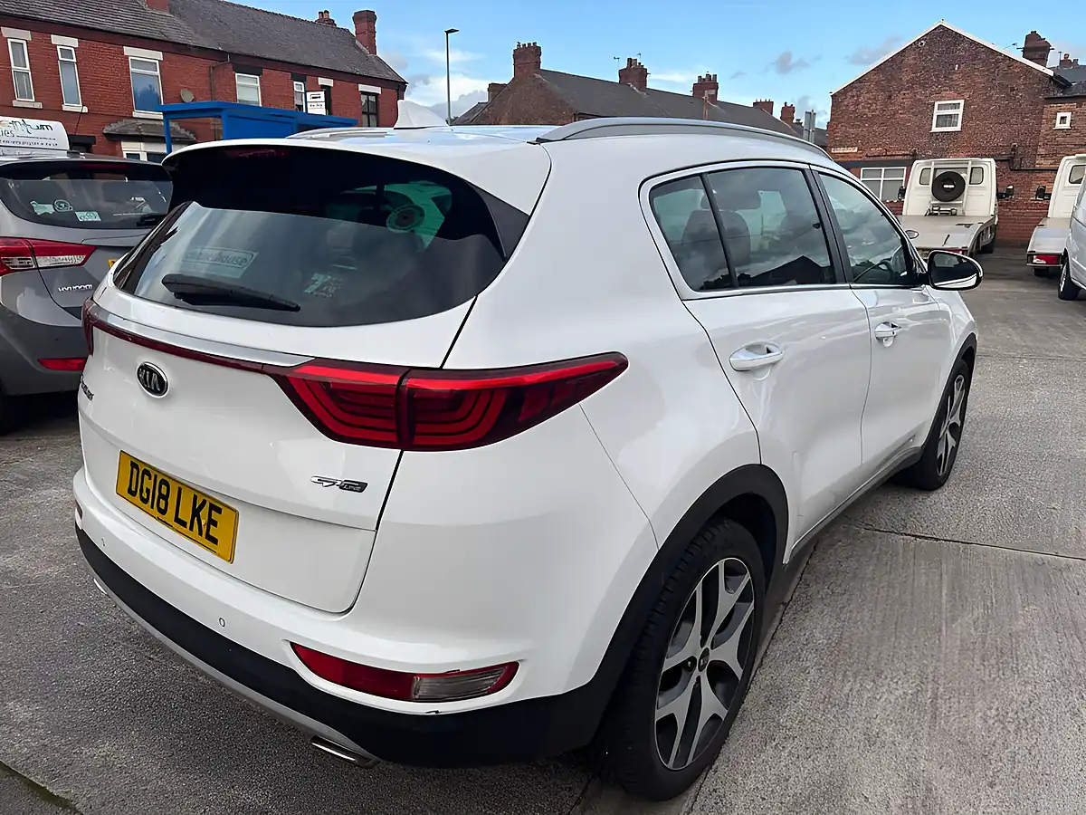 Used 2018 Kia Sportage GT-Line Fusion White - Interior and Exterior details 9