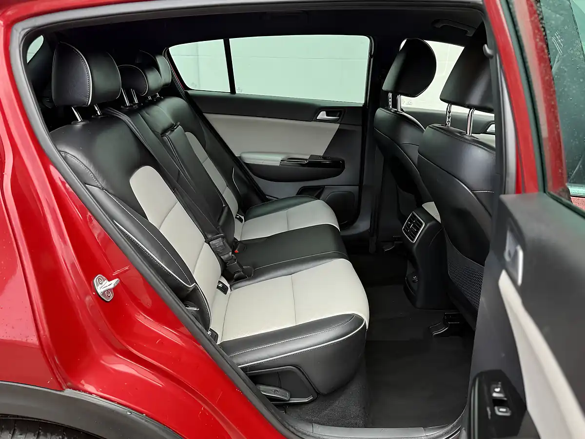 Used 2018 Kia Sportage GT-Line Red - Interior and Exterior details 13