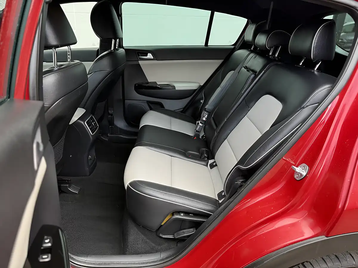Used 2018 Kia Sportage GT-Line Red - Interior and Exterior details 15