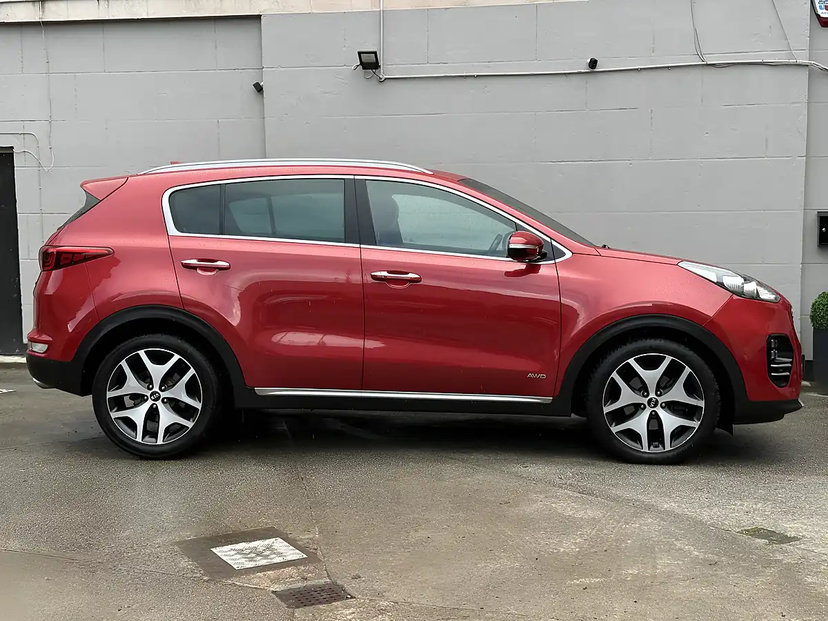 Used 2018 Kia Sportage GT-Line Red - Interior and Exterior details 5