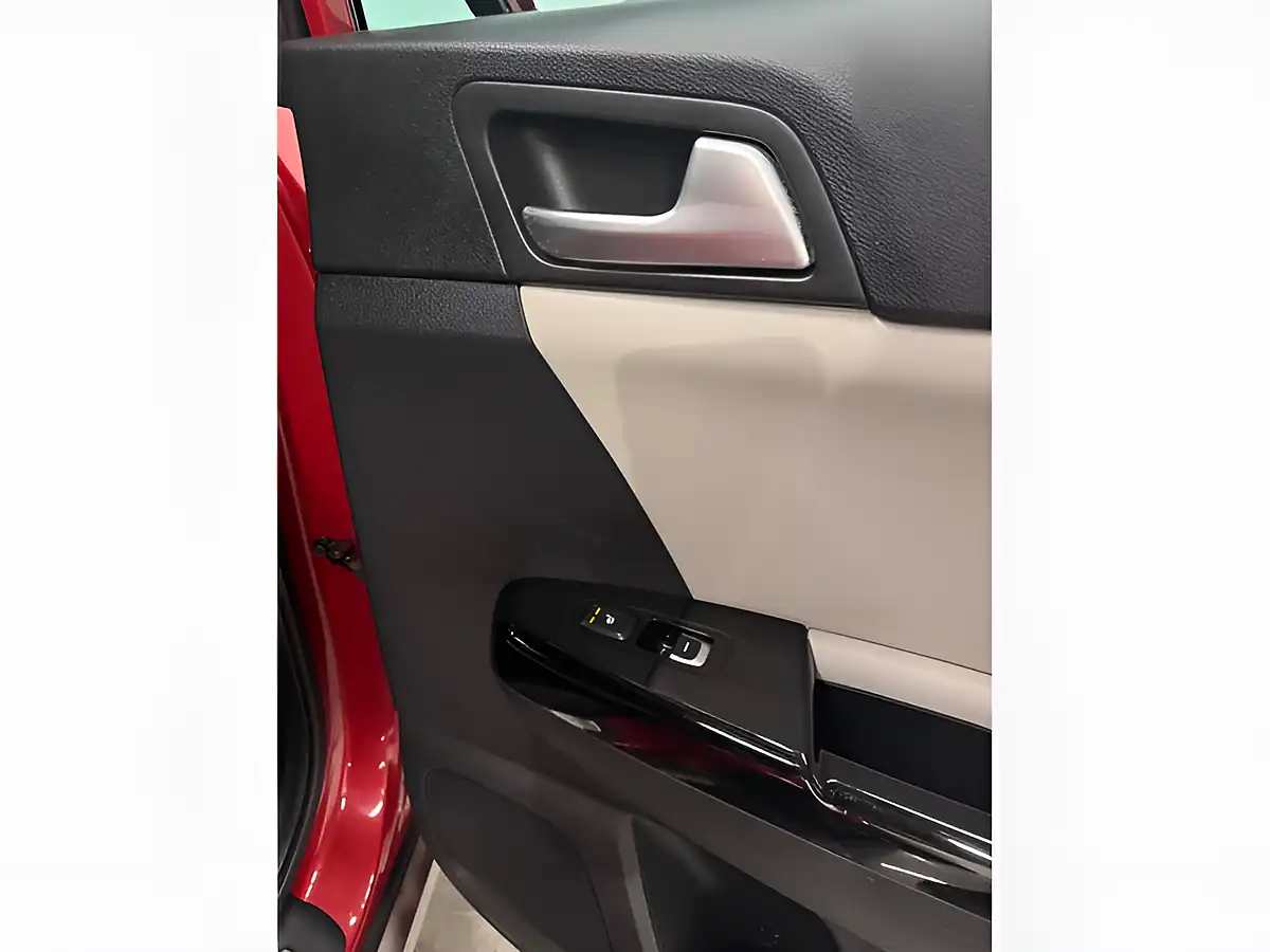 Used 2018 Kia Sportage GT-Line Red - Interior and Exterior details 14