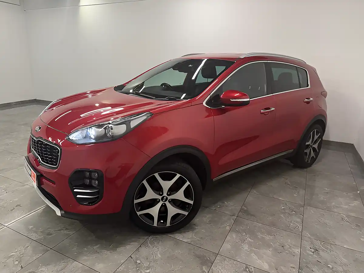 Used 2018 Kia Sportage GT-Line Red - Interior and Exterior details 4