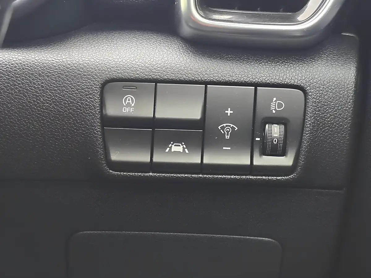 Used 2018 Kia Sportage GT-Line Red - Interior and Exterior details 14