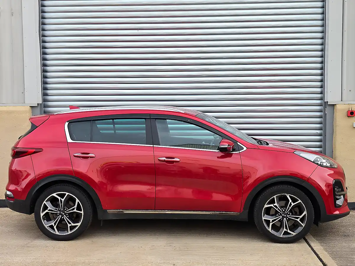 Used 2018 Kia Sportage GT-Line Red - Interior and Exterior details 9