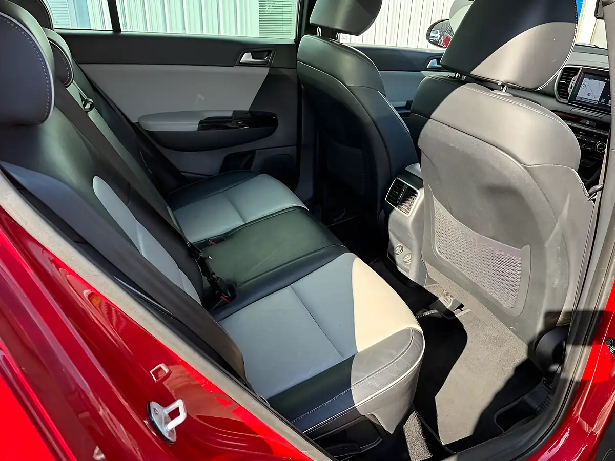 Used 2018 Kia Sportage GT-Line S Red - Interior and Exterior details 12