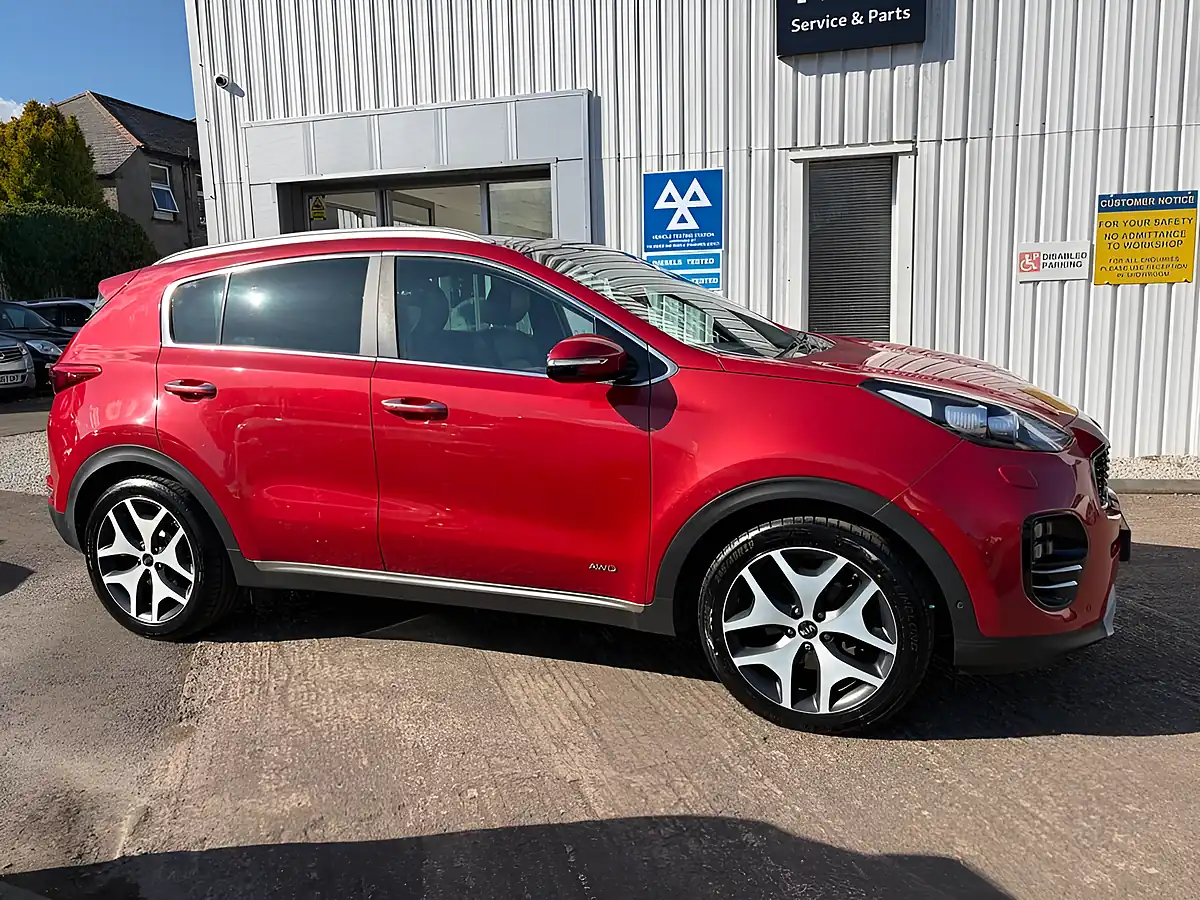 Used 2018 Kia Sportage GT-Line S Red - Interior and Exterior details 9