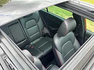 Used 2018 Kia Sportage GT-Line S Red - Interior and Exterior details 12