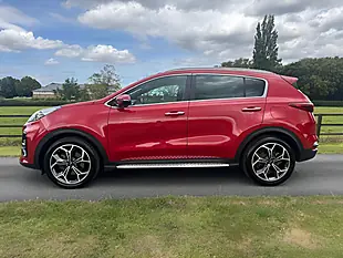 Used 2018 Kia Sportage GT-Line S Red - Interior and Exterior details 6