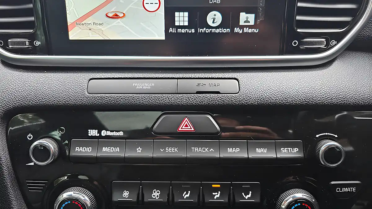 Used 2018 Kia Sportage GT-Line S Silver - Interior and Exterior details 16