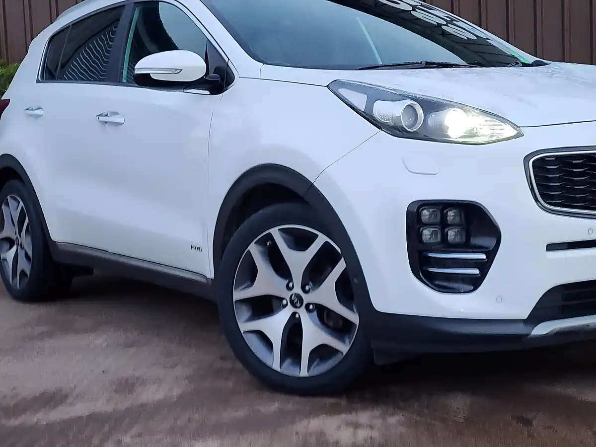 Used 2018 Kia Sportage GT-Line S White - Interior and Exterior details 2