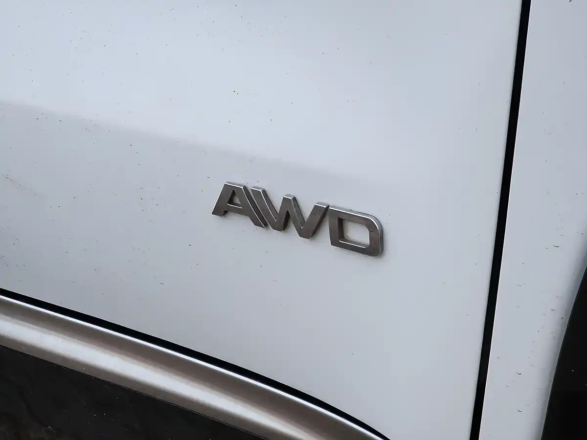 Used 2018 Kia Sportage GT-Line S White - Interior and Exterior details 3