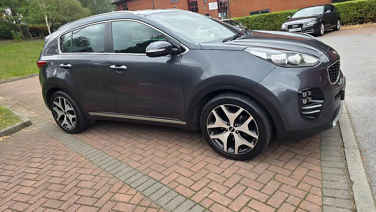 Used 2018 Kia Sportage GT-Line Silver - Interior and Exterior details 3