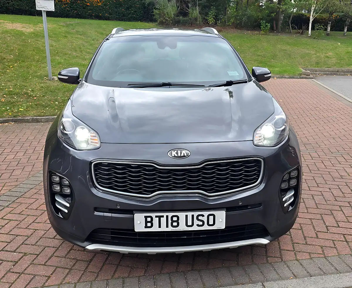 Used 2018 Kia Sportage GT-Line Silver - Interior and Exterior details 4