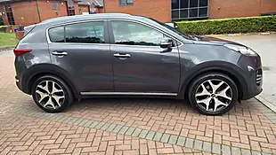 Used 2018 Kia Sportage GT-Line Silver - Interior and Exterior details 6