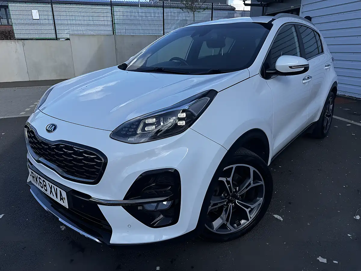 Used 2018 Kia Sportage GT-Line White - Interior and Exterior details 4