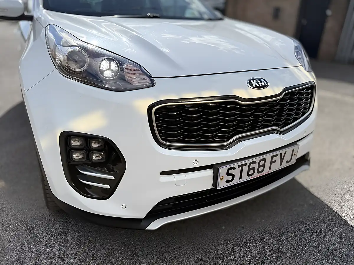 Used 2018 Kia Sportage GT-Line White - Interior and Exterior details 16