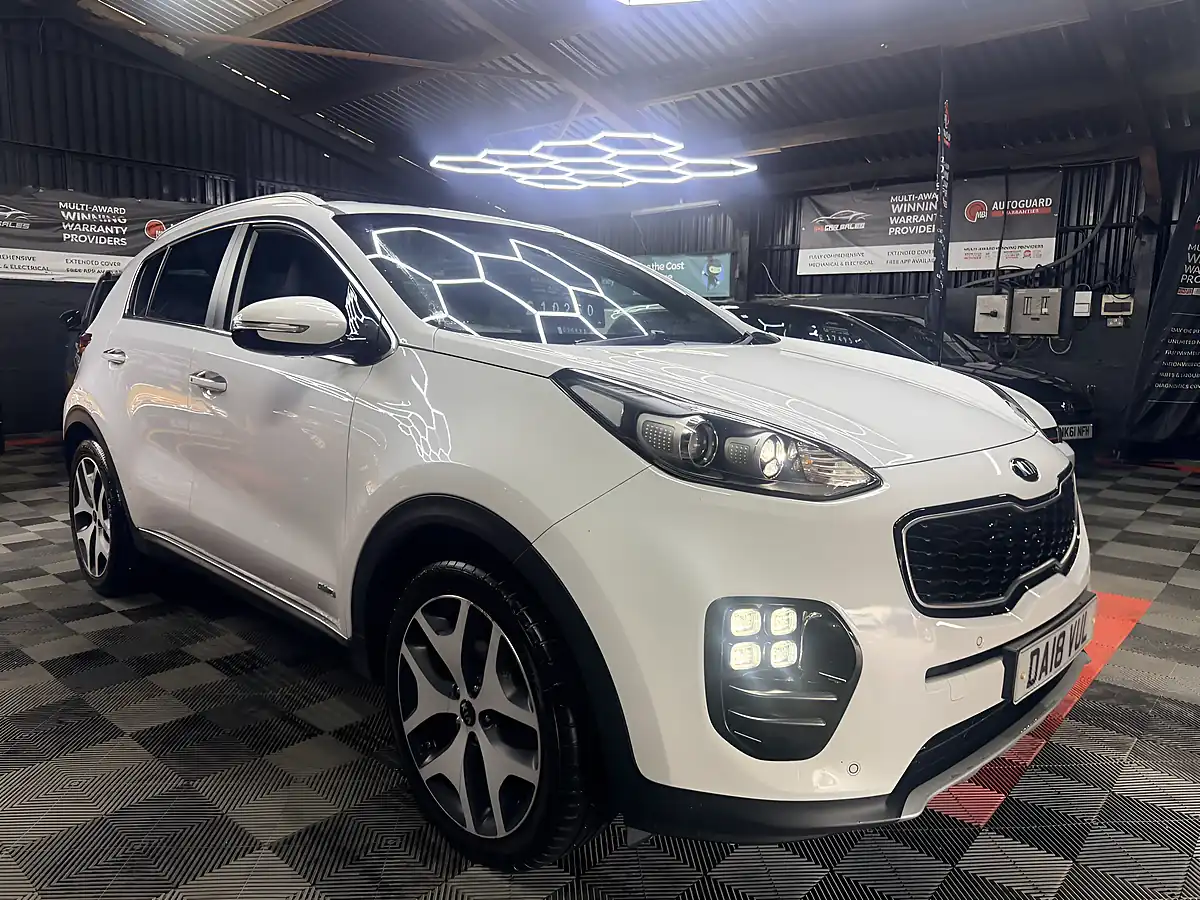 Used 2018 Kia Sportage GT-Line White - Interior and Exterior details 3
