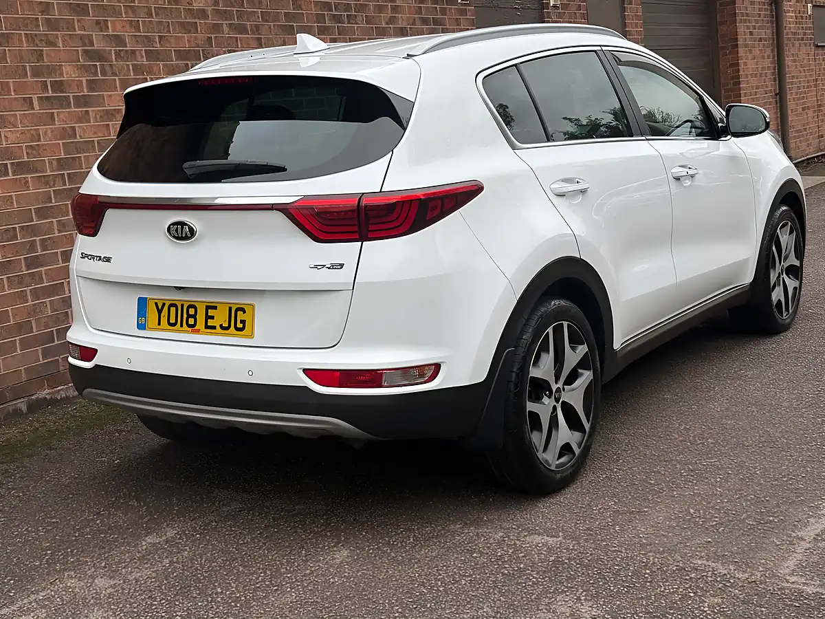 Used 2018 Kia Sportage GT-Line White - Interior and Exterior details 4