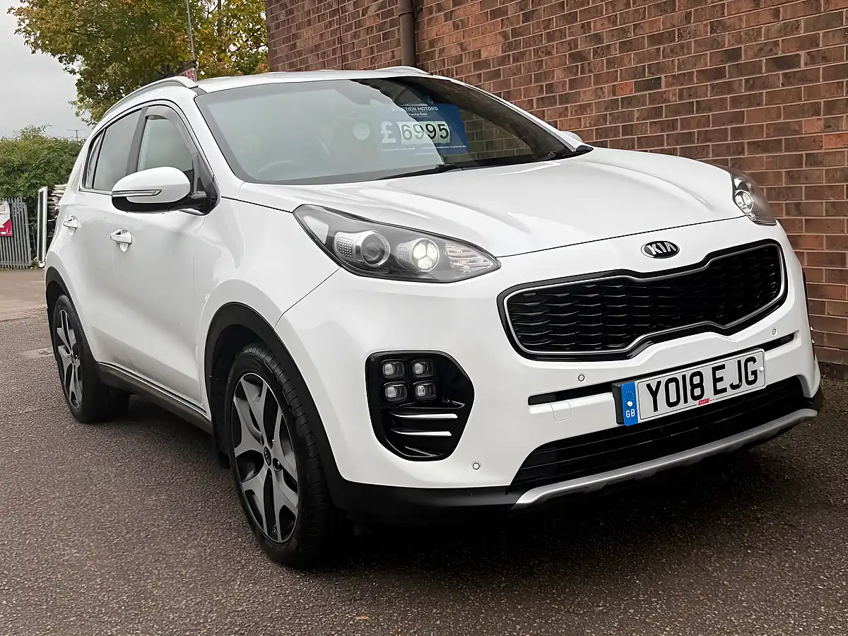 Used 2018 Kia Sportage GT-Line White - Interior and Exterior details 6