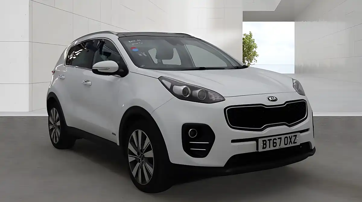 Used 2018 Kia Sportage KX-3 White - Front View