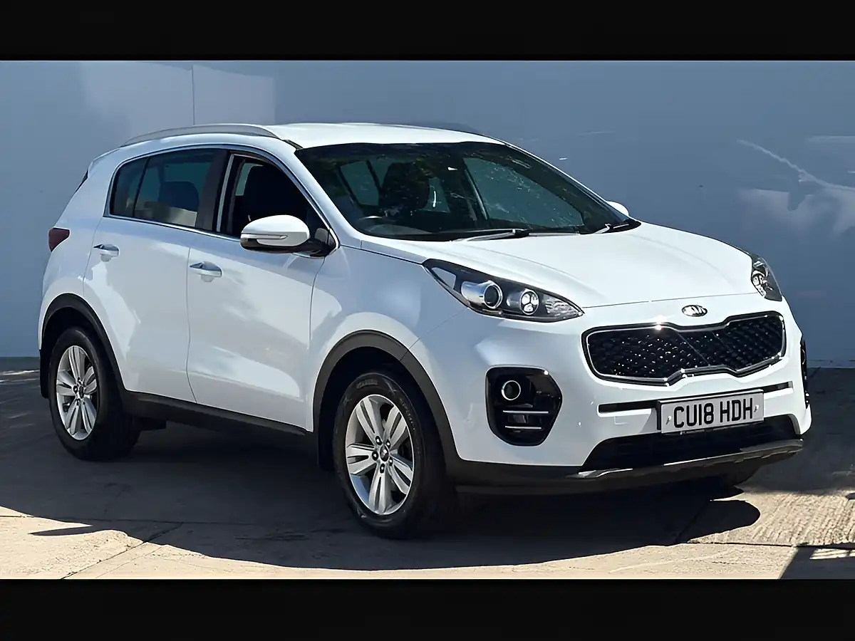 Used 2018 Kia Sportage Sportage 2 Arctic White - Front View
