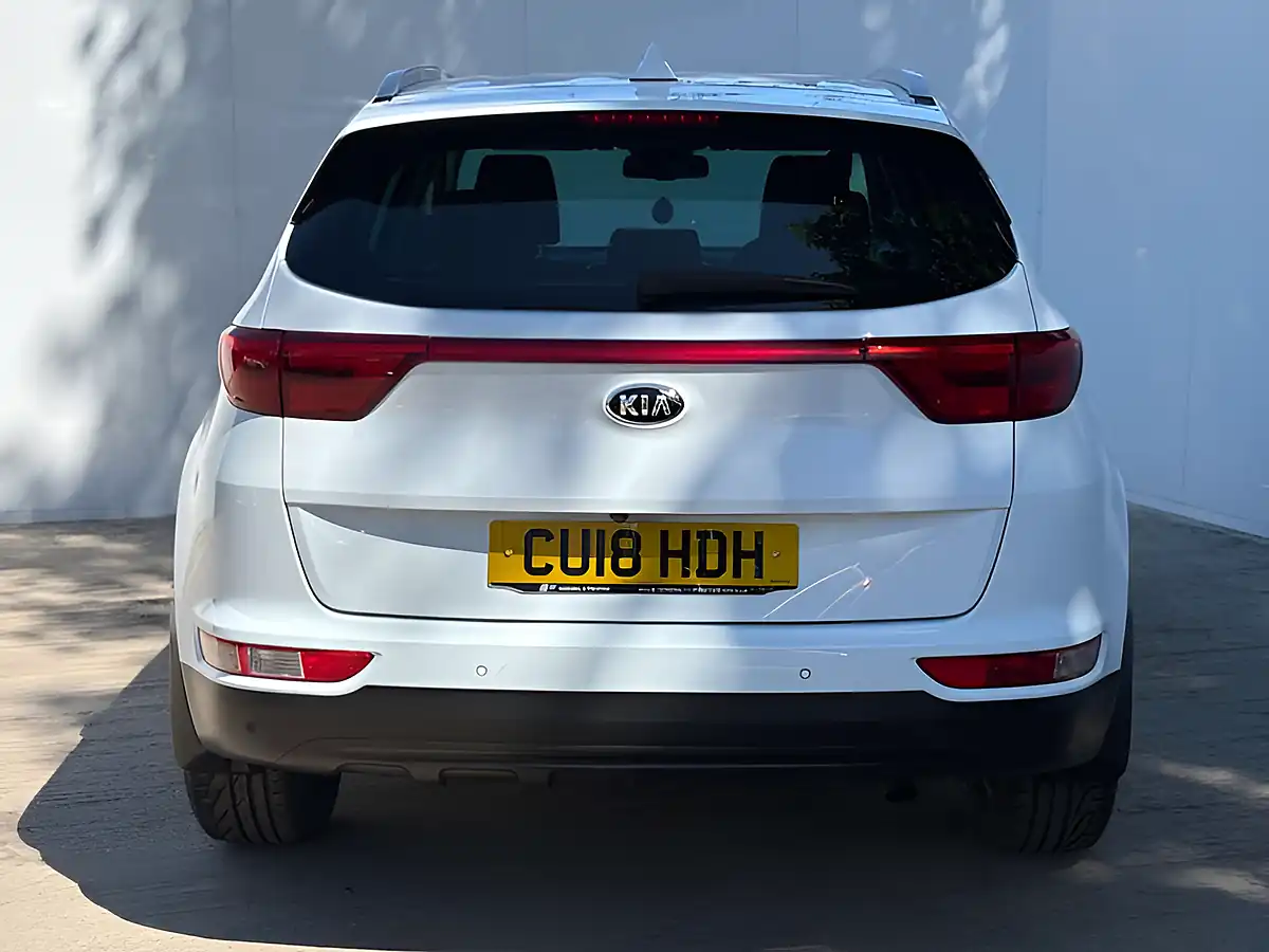 Used 2018 Kia Sportage Sportage 2 Arctic White - Interior and Exterior details 15